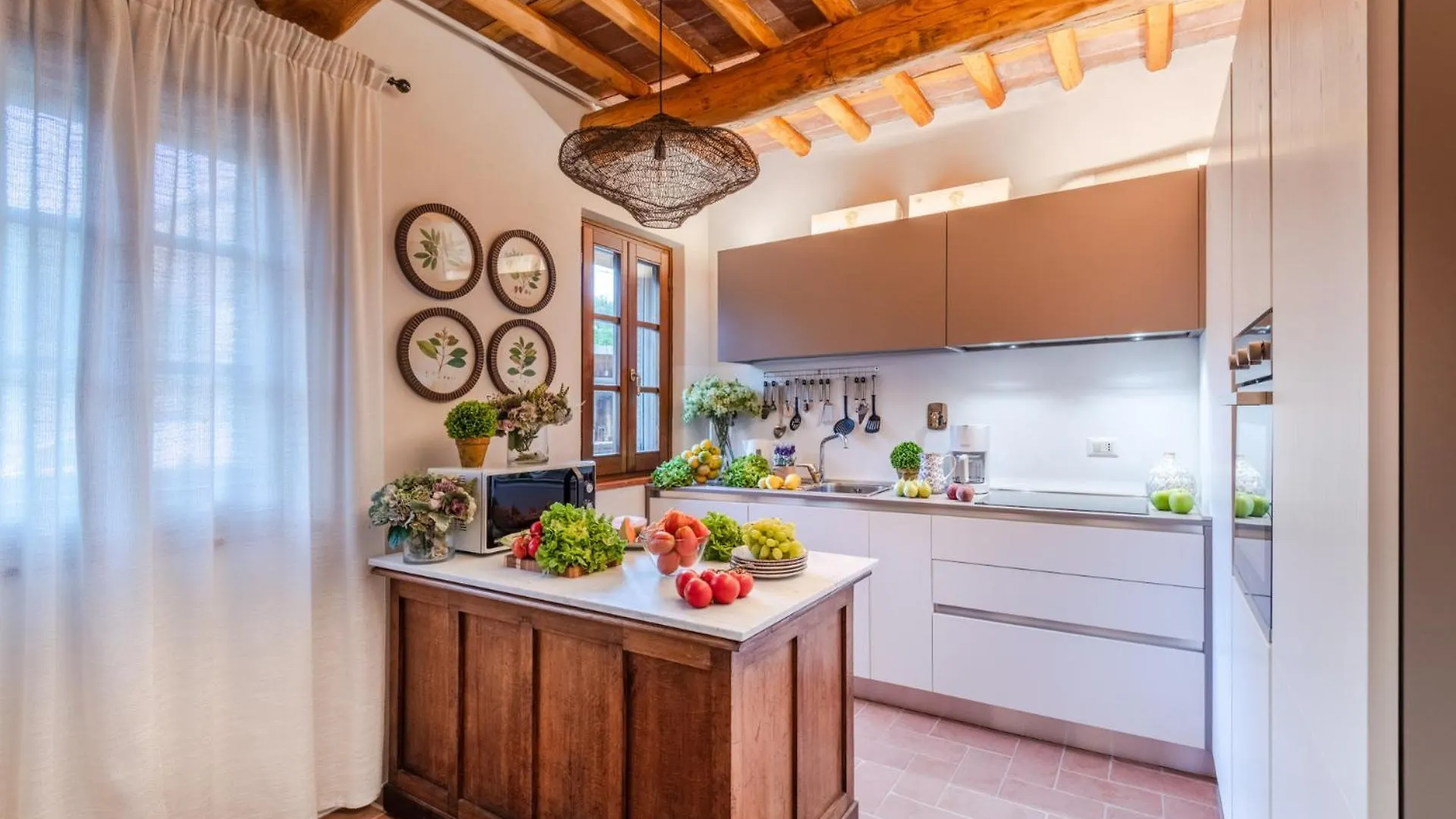 Villa Valle Del Sole Winery Farmhouse With Private Pool Lucca Italy